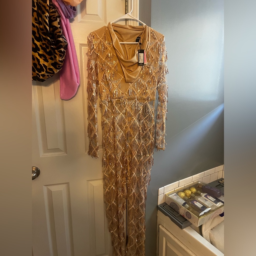 PrettyLittleThing Gold Sequin Long Sleeve Dress